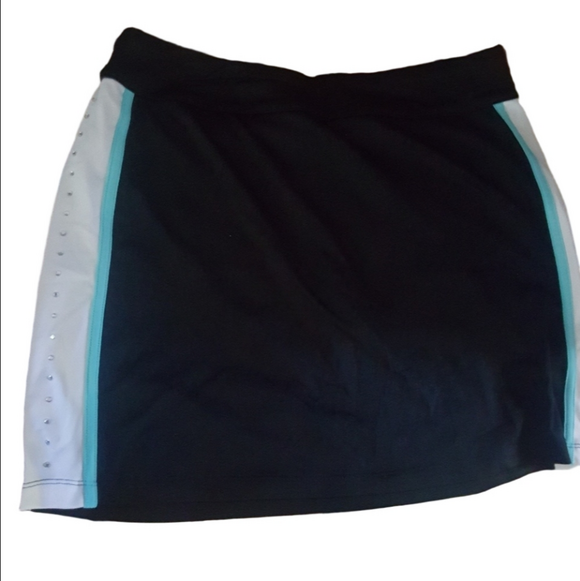 Izod Dresses & Skirts - Izod Golf Skirt